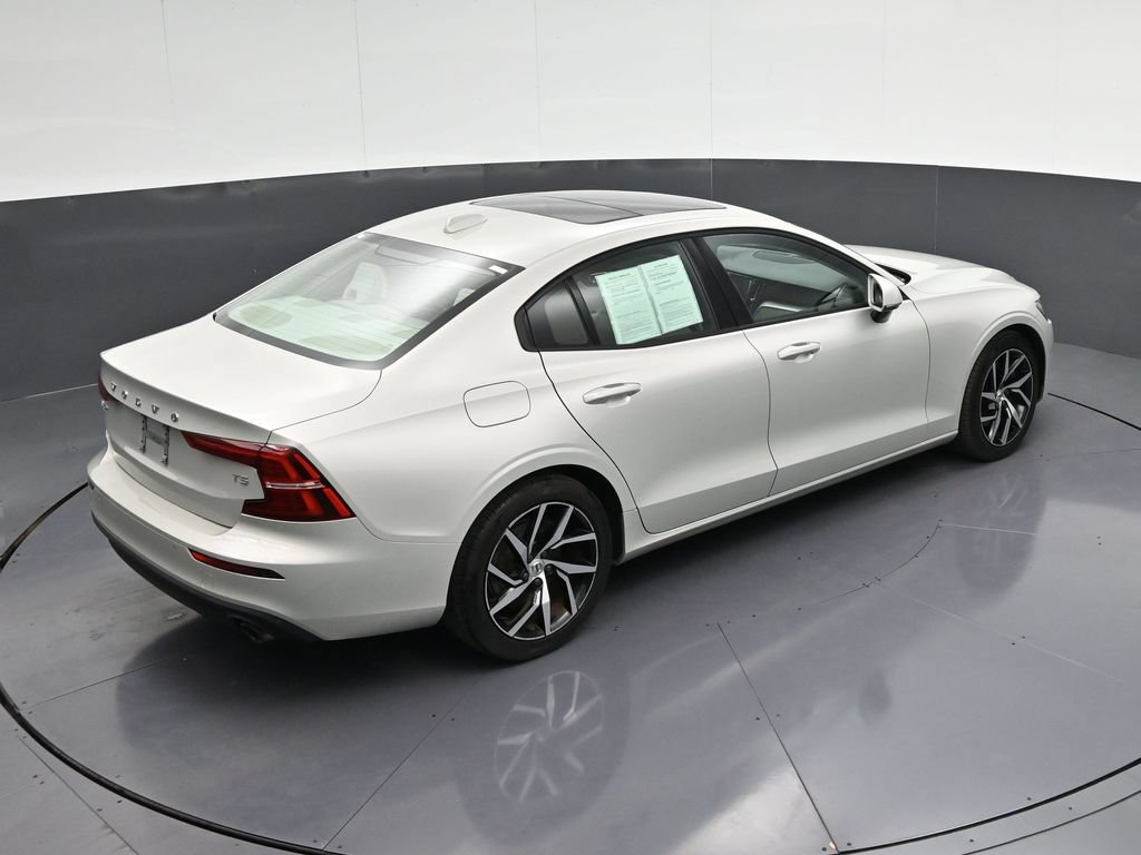 Used 2020 Volvo S60 T5 Momentum FWD image 21