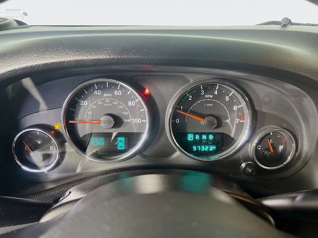 Used 2016 Jeep Wrangler Sport image 14