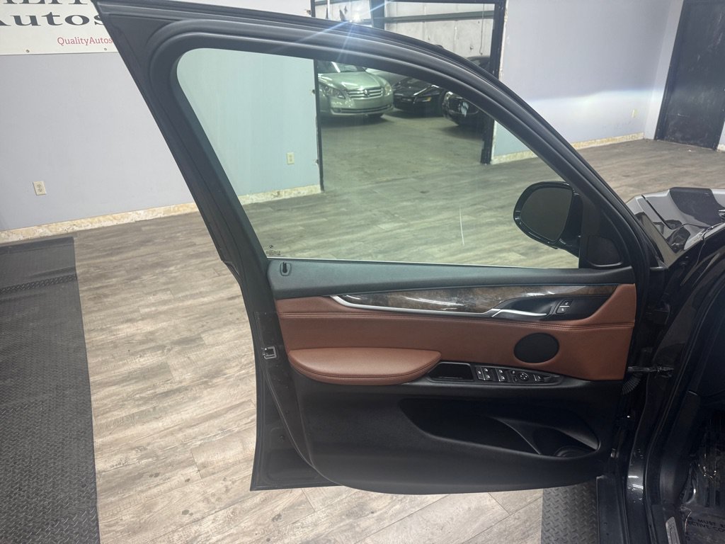 Used 2017 BMW X5 xDrive35i AWD/4WD image 12