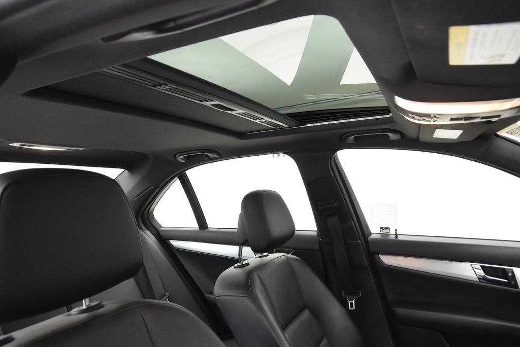 Used 2011 Mercedes-Benz C 300 Sedan image 16