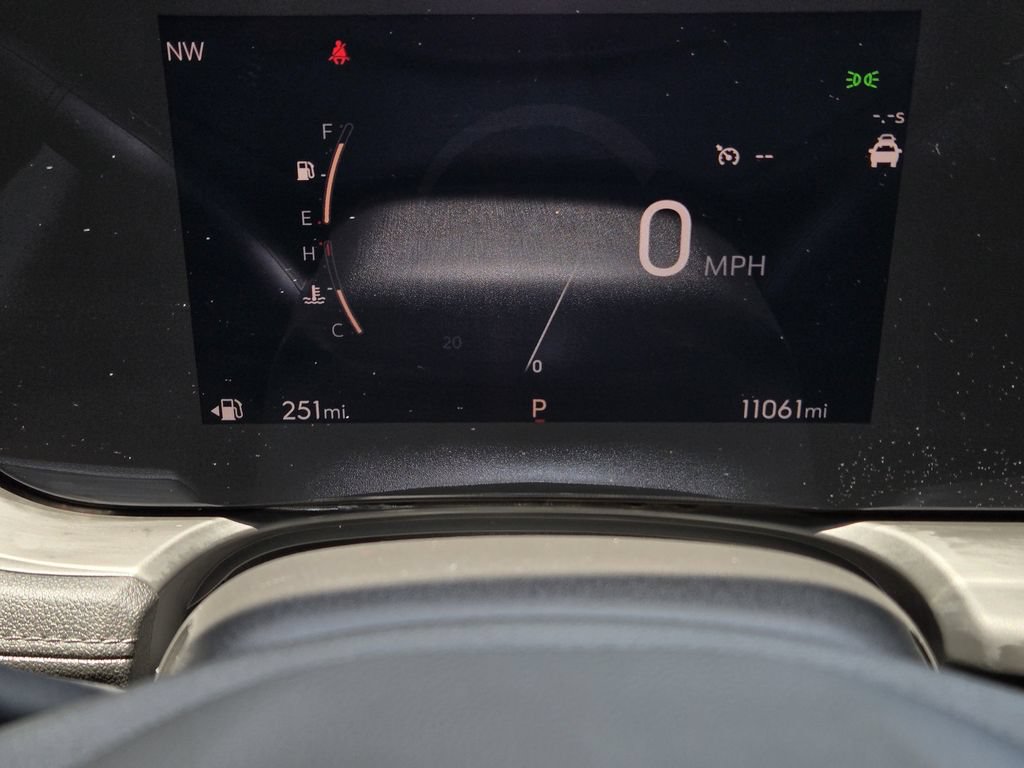 Used 2025 Buick Encore GX Sport Touring w/ Experience Buick Package FWD image 6