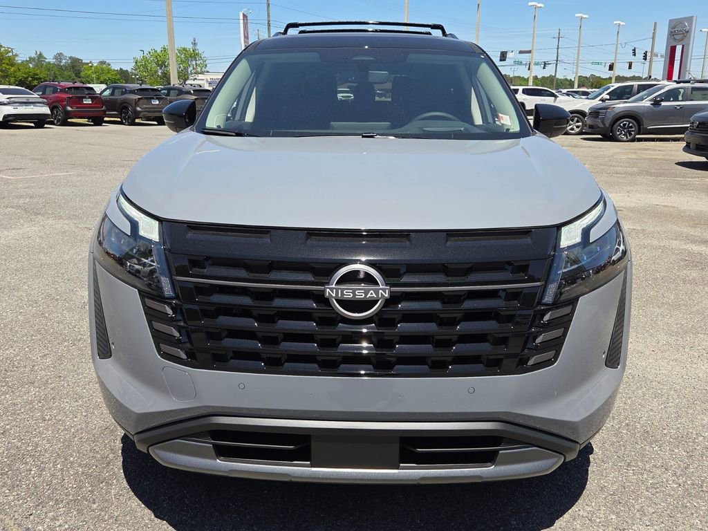 New 2026 Nissan Pathfinder Platinum FWD image 17