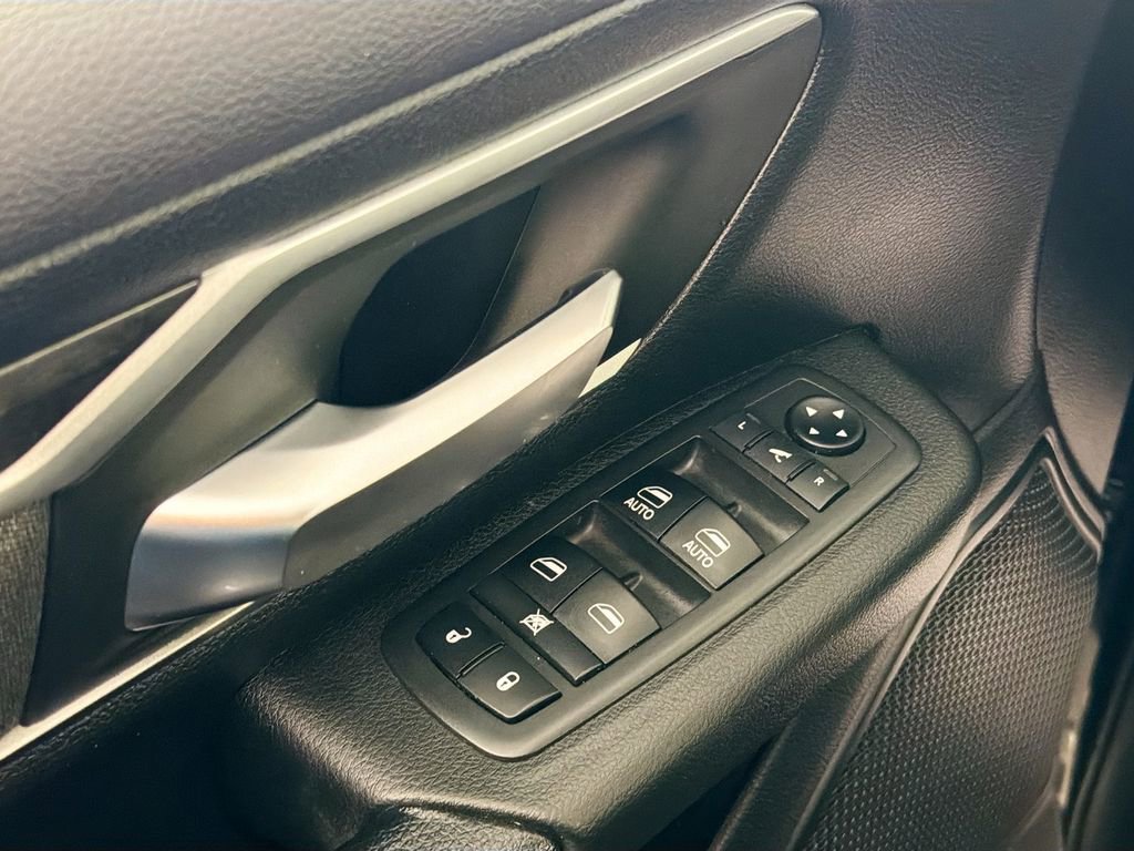 Used 2019 RAM 1500 Big Horn image 17