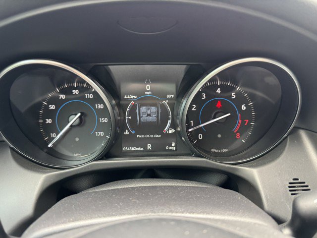 Used 2018 Jaguar XF Premium image 20