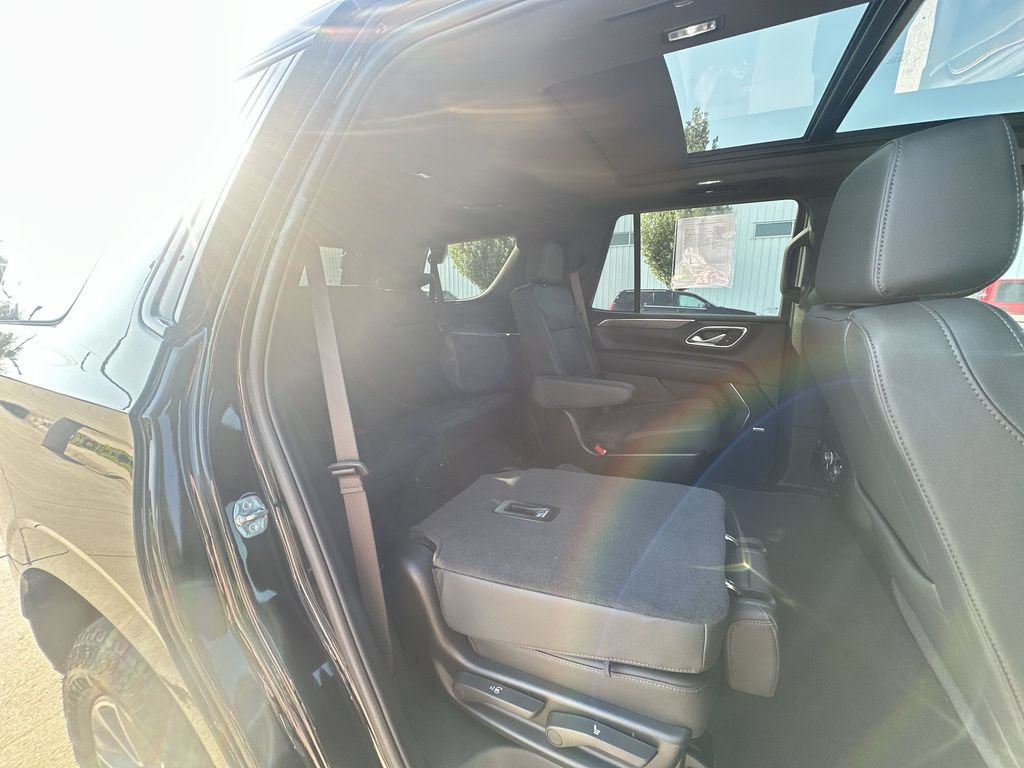 Certified 2024 Chevrolet Tahoe Z71 w/ Luxury Package AWD/4WD image 28
