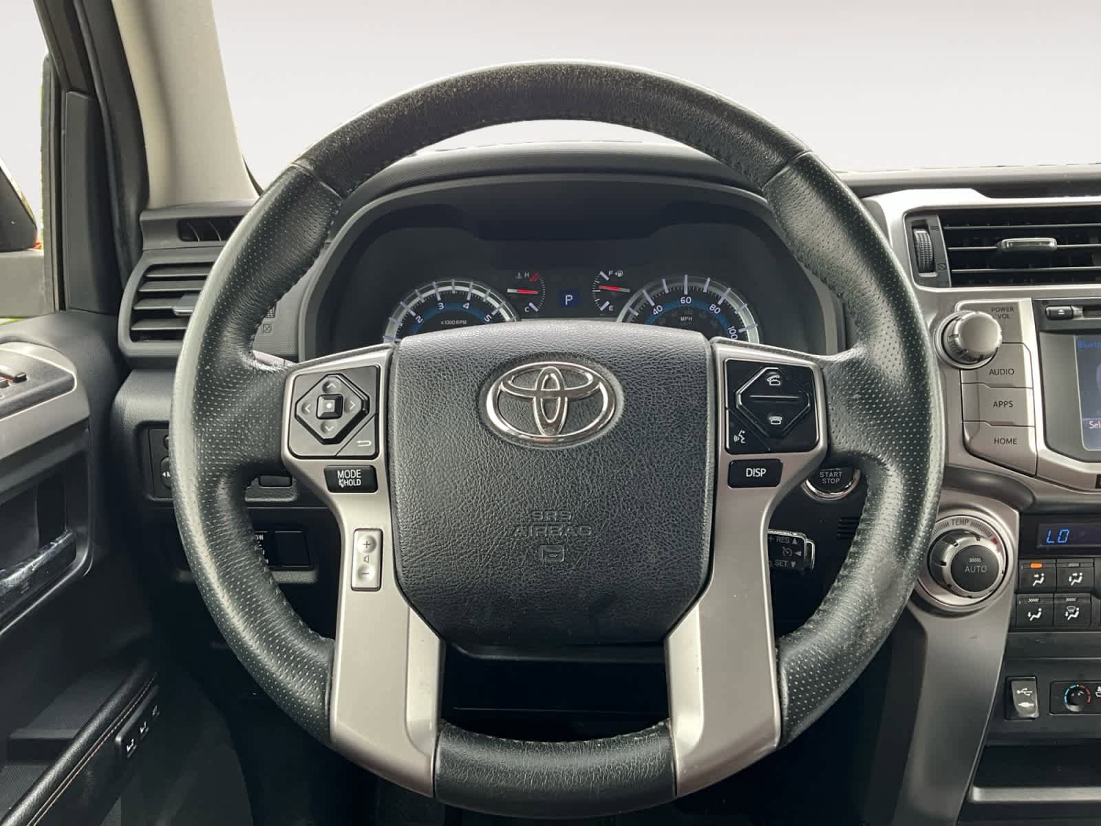 Used 2015 Toyota 4Runner Limited AWD/4WD image 17
