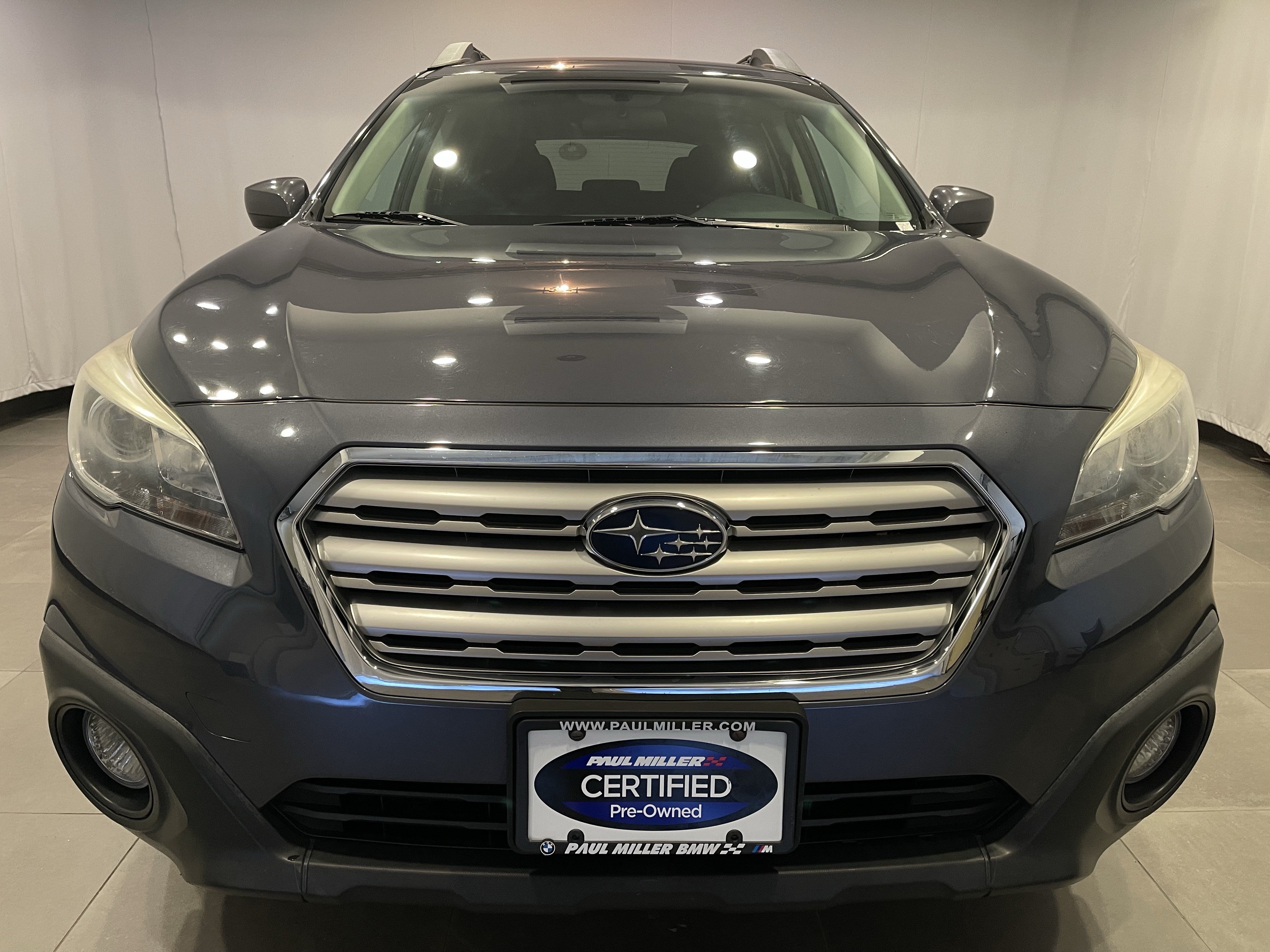 Used 2017 Subaru Outback 2.5i Premium AWD/4WD image 2