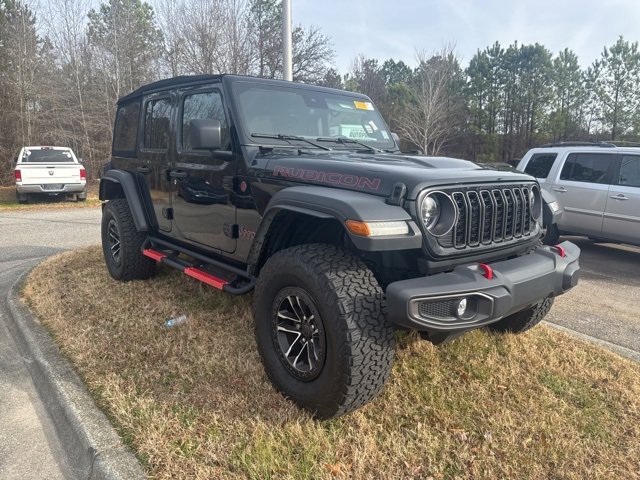 Used 2024 Jeep Wrangler Rubicon w/ XTREMEE 35" Tire Package image 10