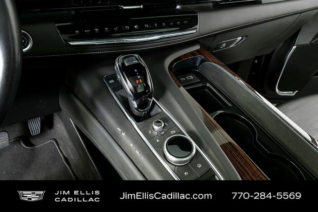 Certified 2024 Cadillac Escalade ESV Premium Luxury image 9