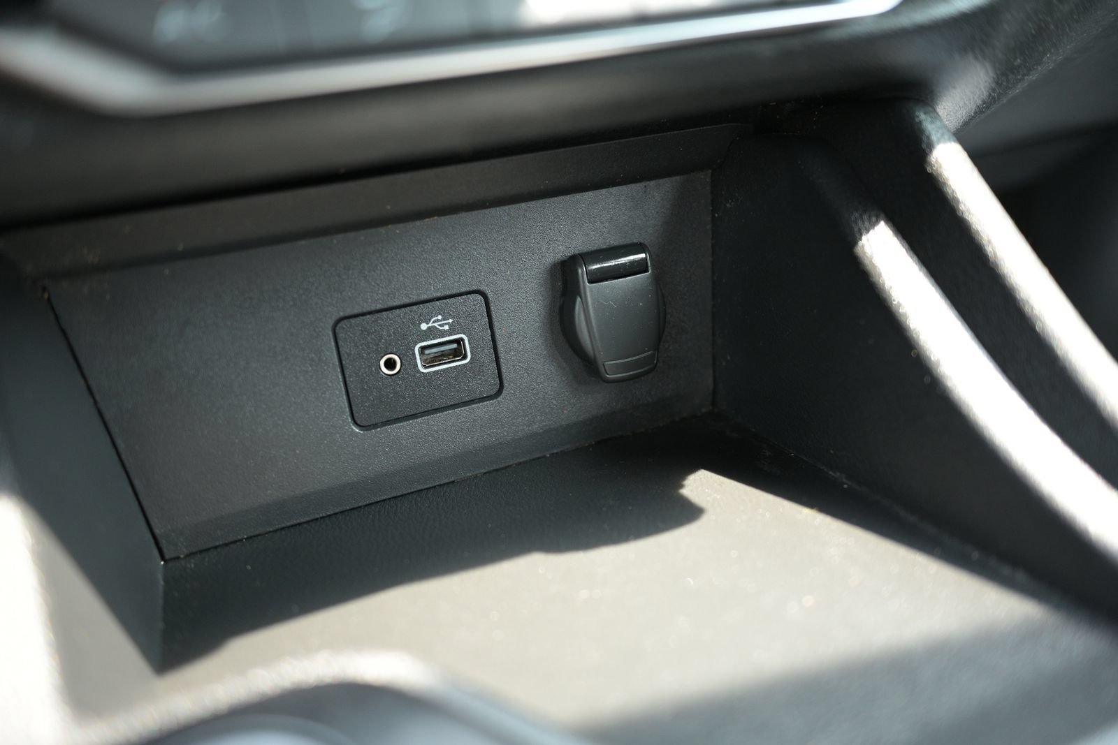 Used 2023 Nissan Sentra S FWD image 27