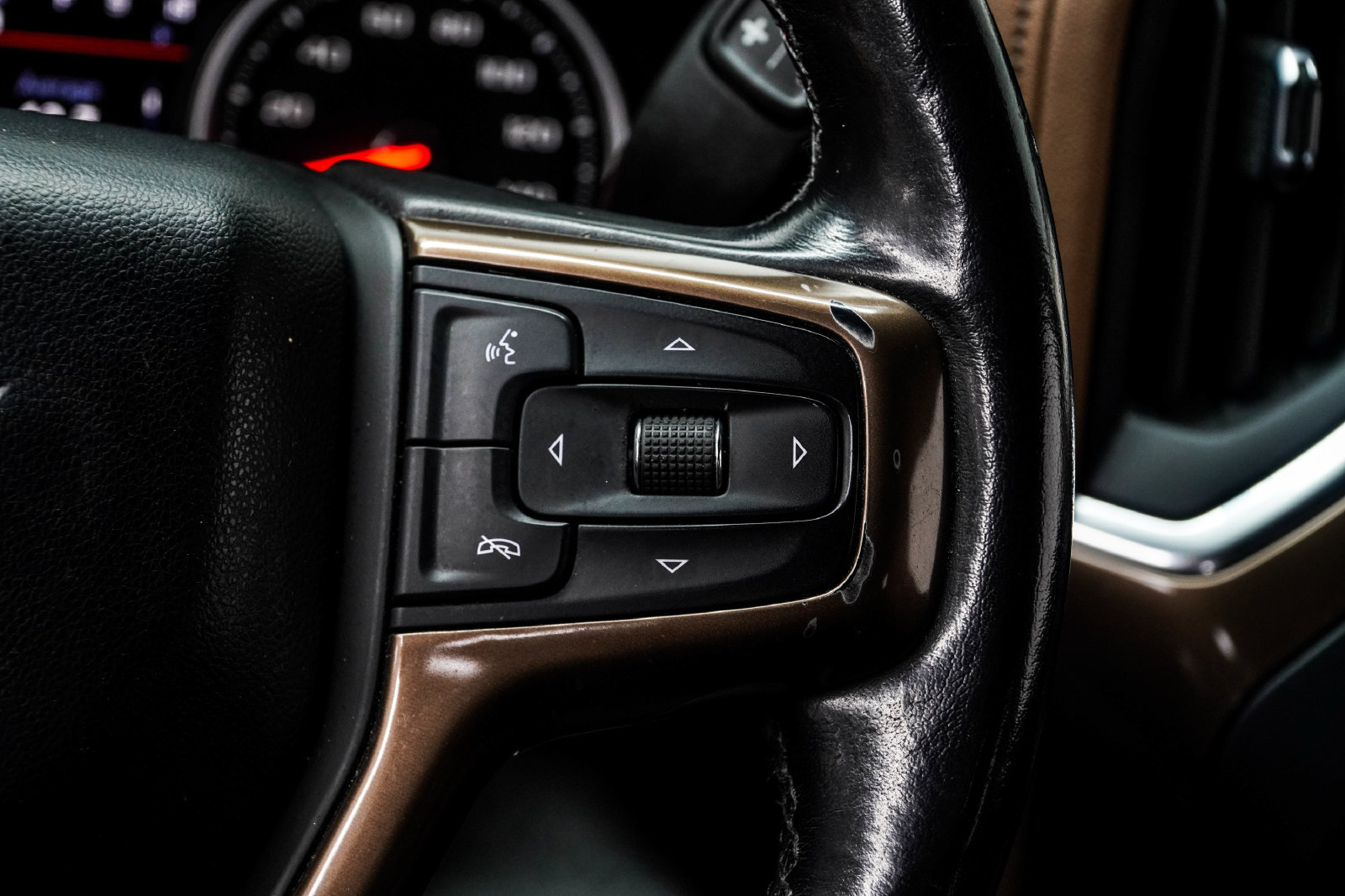 Used 2021 Chevrolet Silverado 1500 High Country AWD/4WD image 28