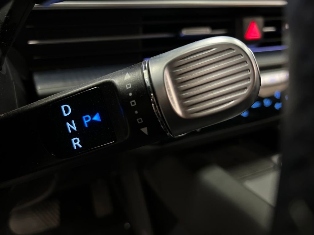 Used 2023 Hyundai Ioniq 6 SEL image 25