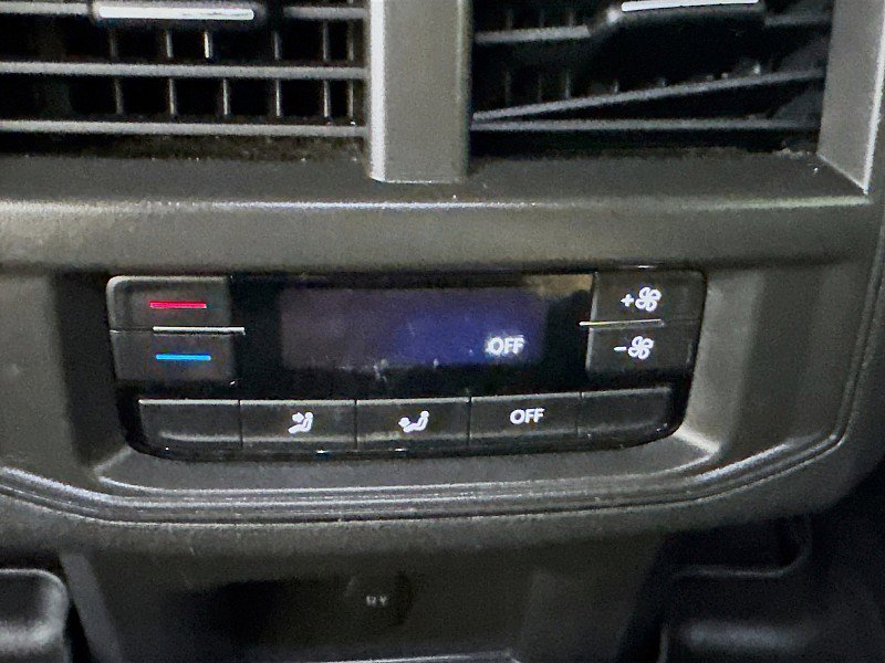 Used 2023 Volkswagen Atlas SE image 24