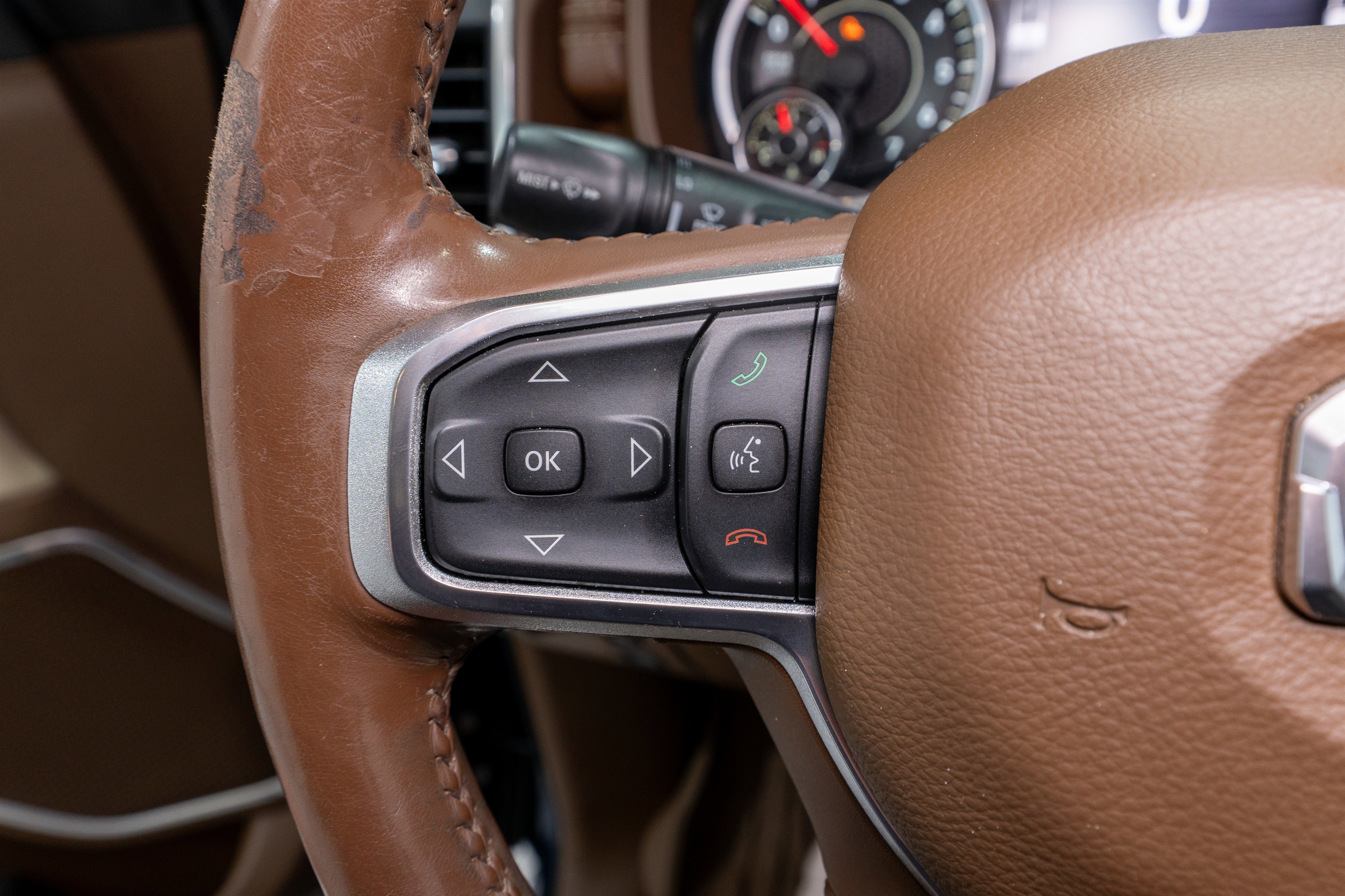 Used 2020 RAM 1500 Laramie image 30