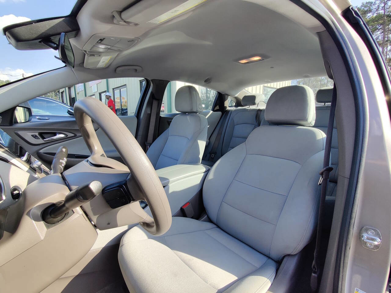 Used 2024 Chevrolet Malibu LT image 5