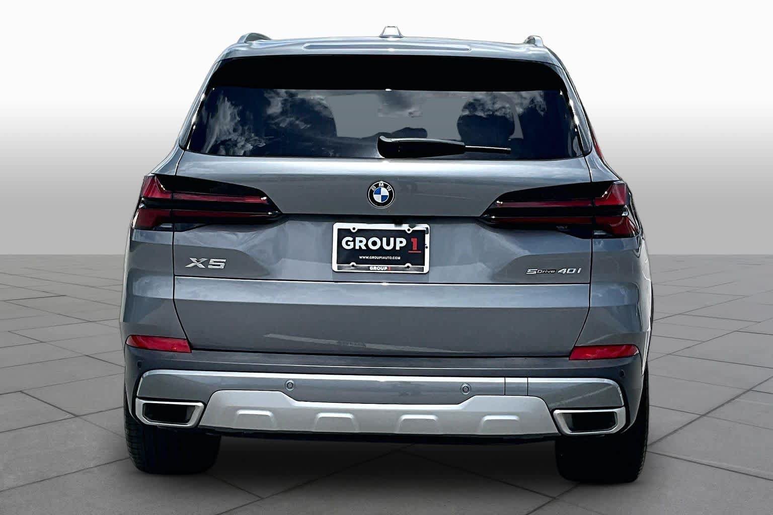 Used 2025 BMW X5 sDrive40i w/ Premium Package RWD image 5