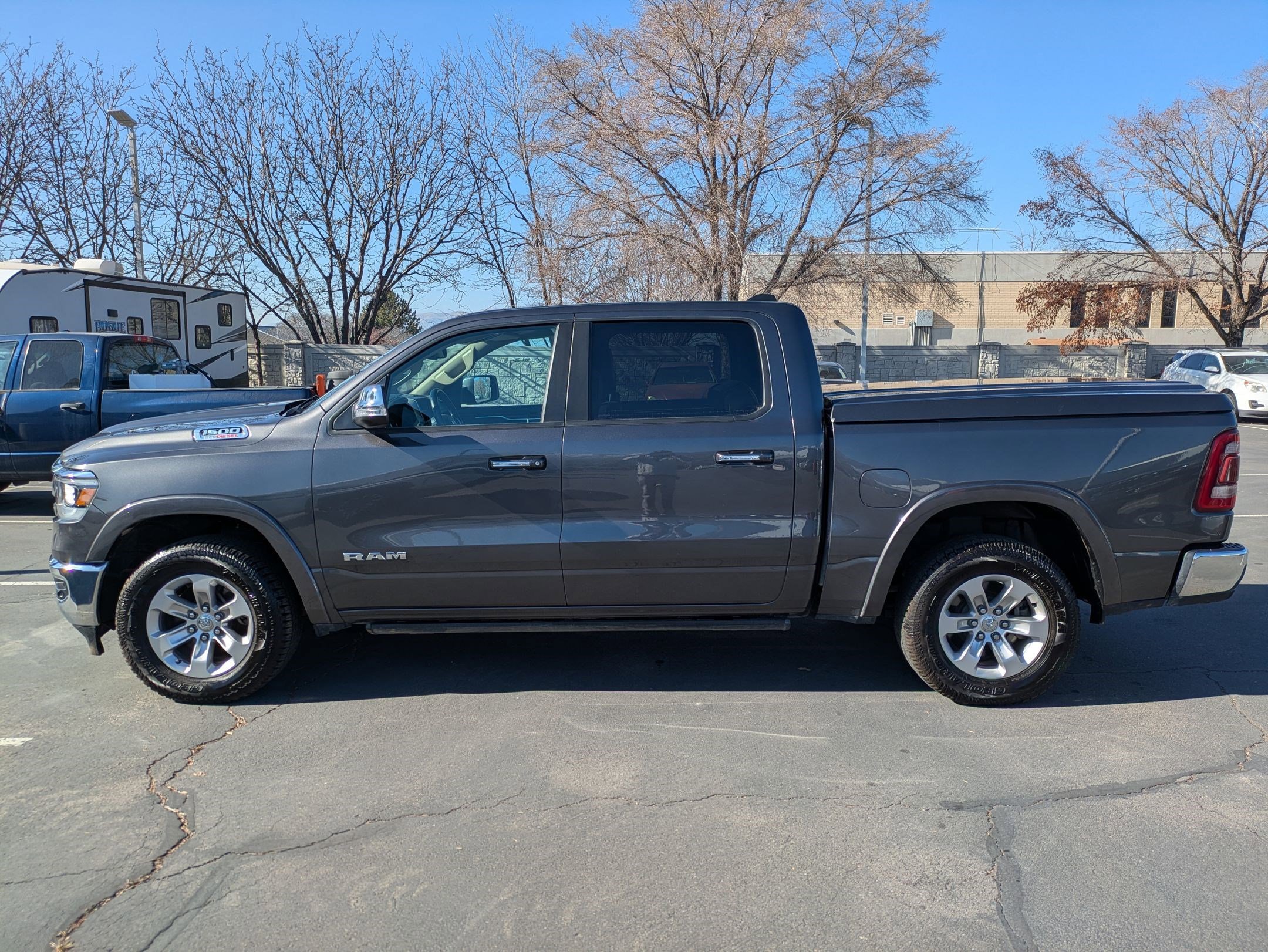 Used 2020 RAM 1500 Laramie image 9