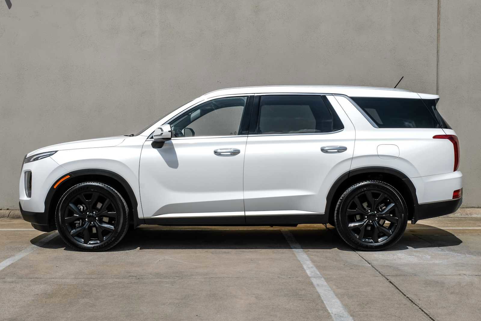 Used 2022 Hyundai Palisade SEL w/ Convenience Package FWD image 14