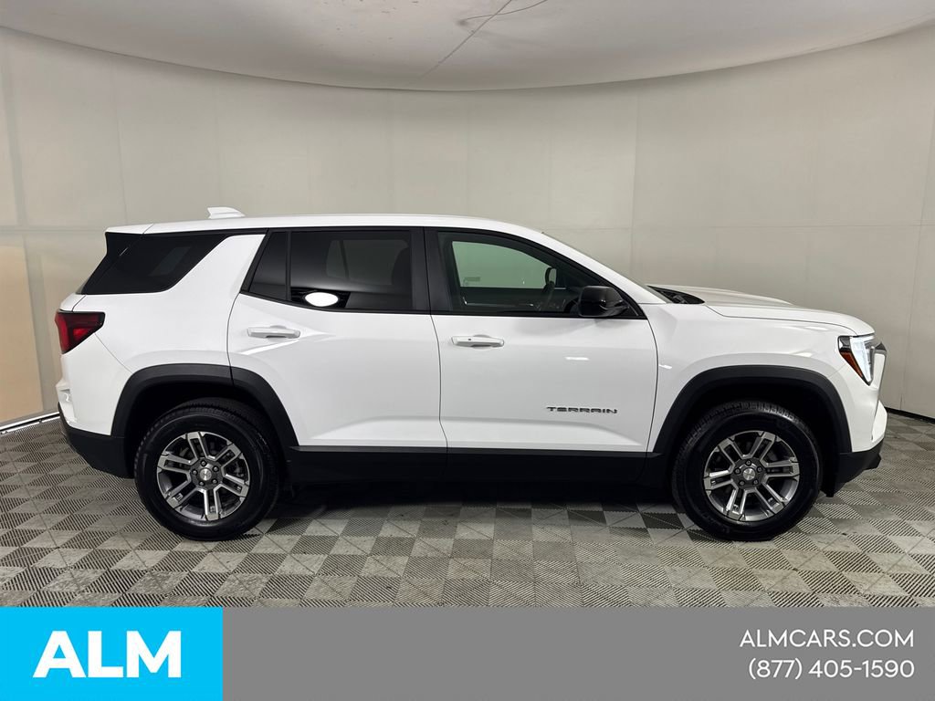Used 2026 GMC Terrain Elevation image 6