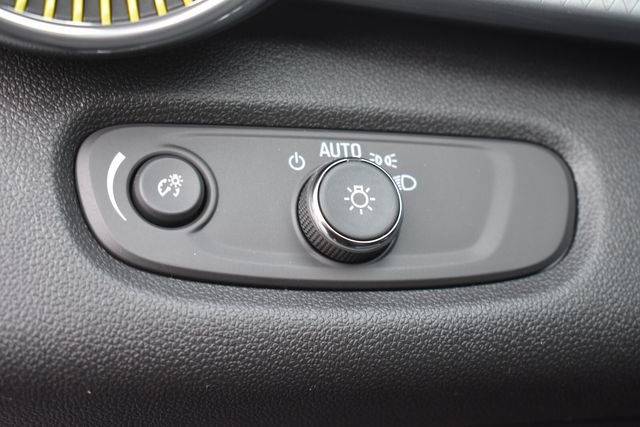 New 2026 Chevrolet Trax LT w/ LPO, Blackout Package image 22