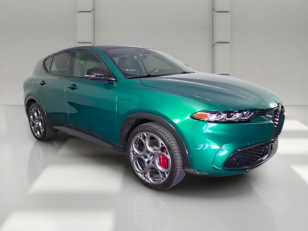 Used 2024 Alfa Romeo Tonale Veloce AWD/4WD image 53