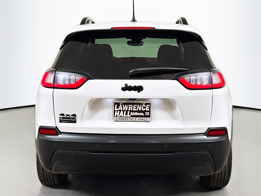 Used 2023 Jeep Cherokee Altitude Lux image 5