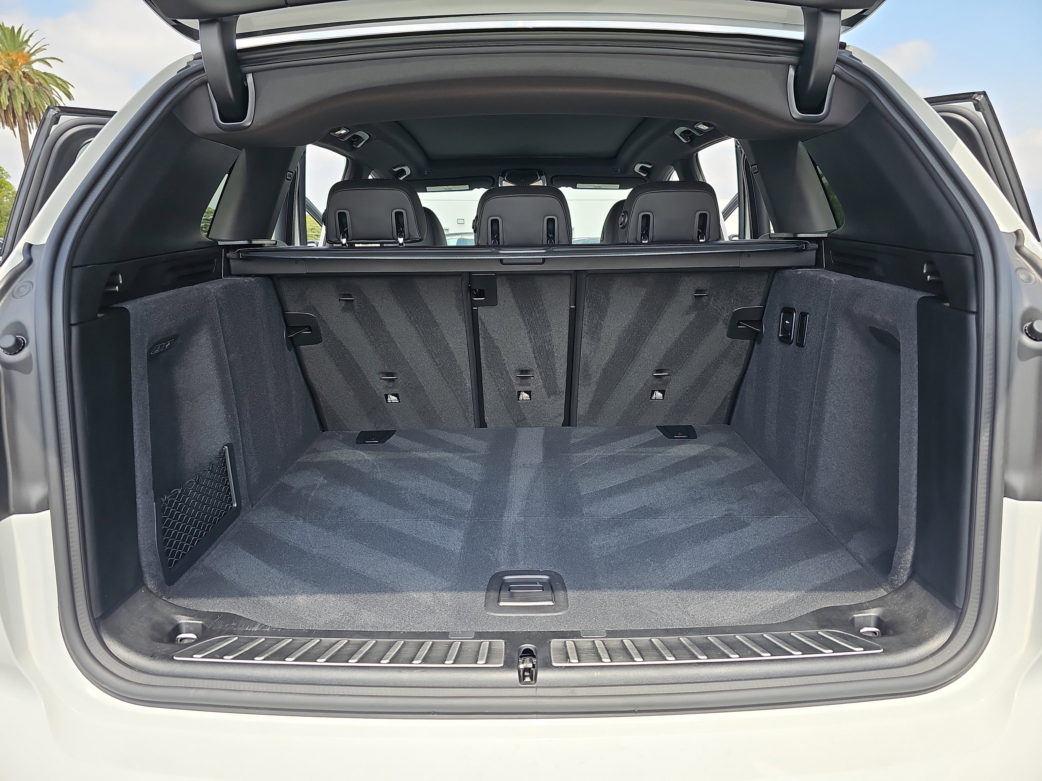 Certified 2024 BMW X3 sDrive30i w/ Convenience Package image 12