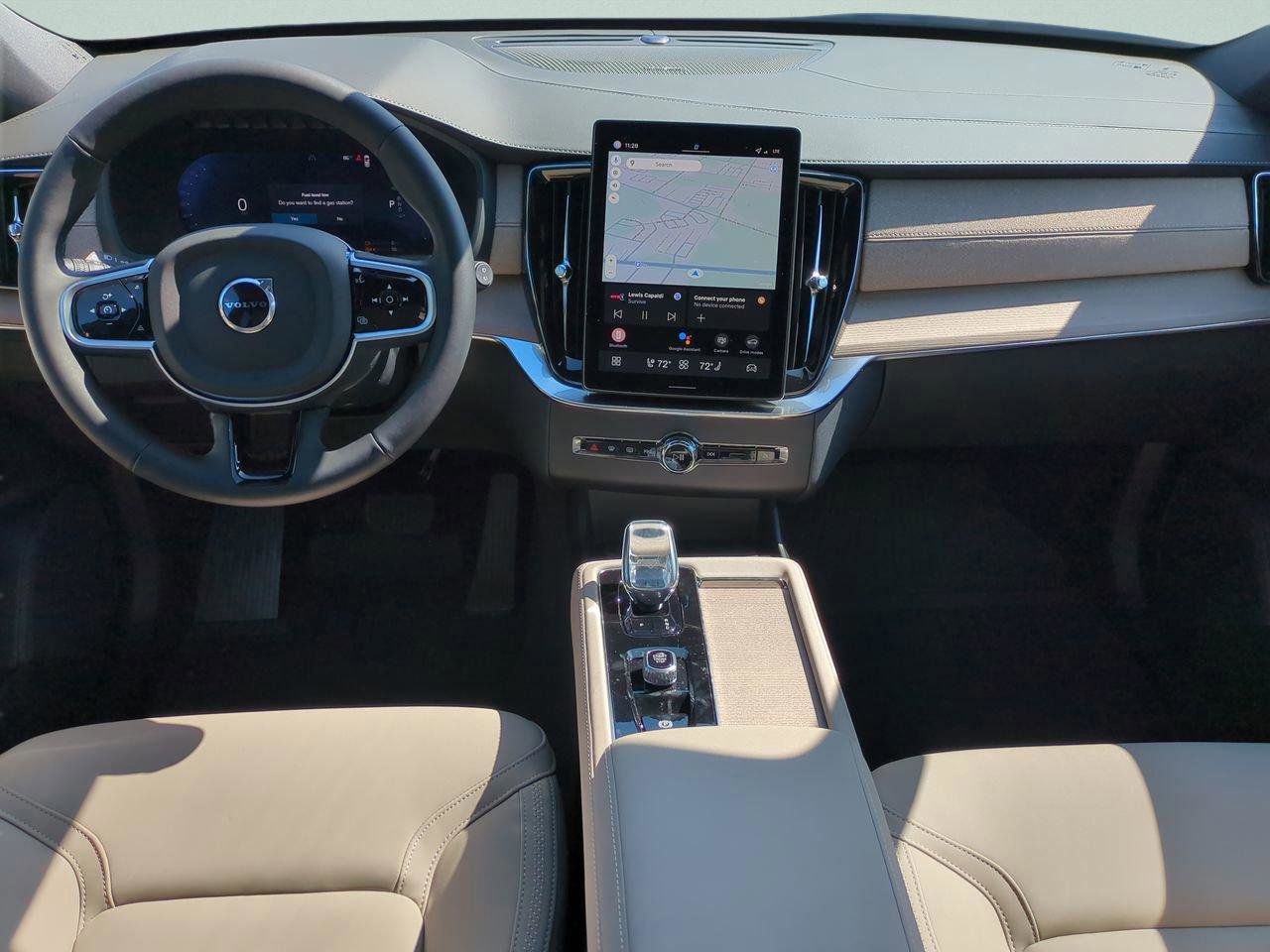 New 2026 Volvo XC90 T8 Plus w/ Protection Package Premier image 11