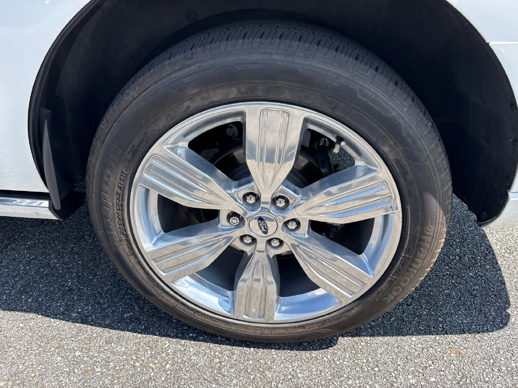 Used 2023 Ford Expedition Platinum RWD image 19