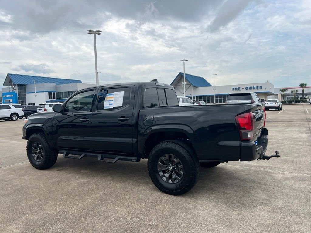 Used 2022 Toyota Tacoma SR w/ SR Convenience Package RWD image 11