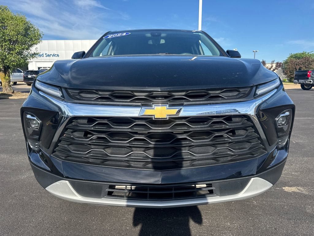 Used 2024 Chevrolet Blazer LT FWD image 10