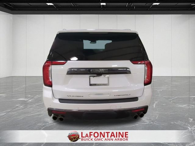 Used 2024 GMC Yukon Denali Ultimate AWD/4WD image 7