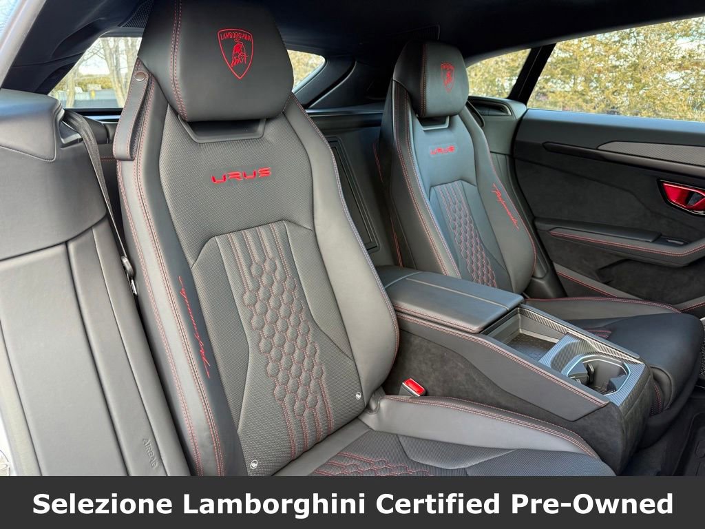 Used 2024 Lamborghini Urus Performante AWD/4WD image 50