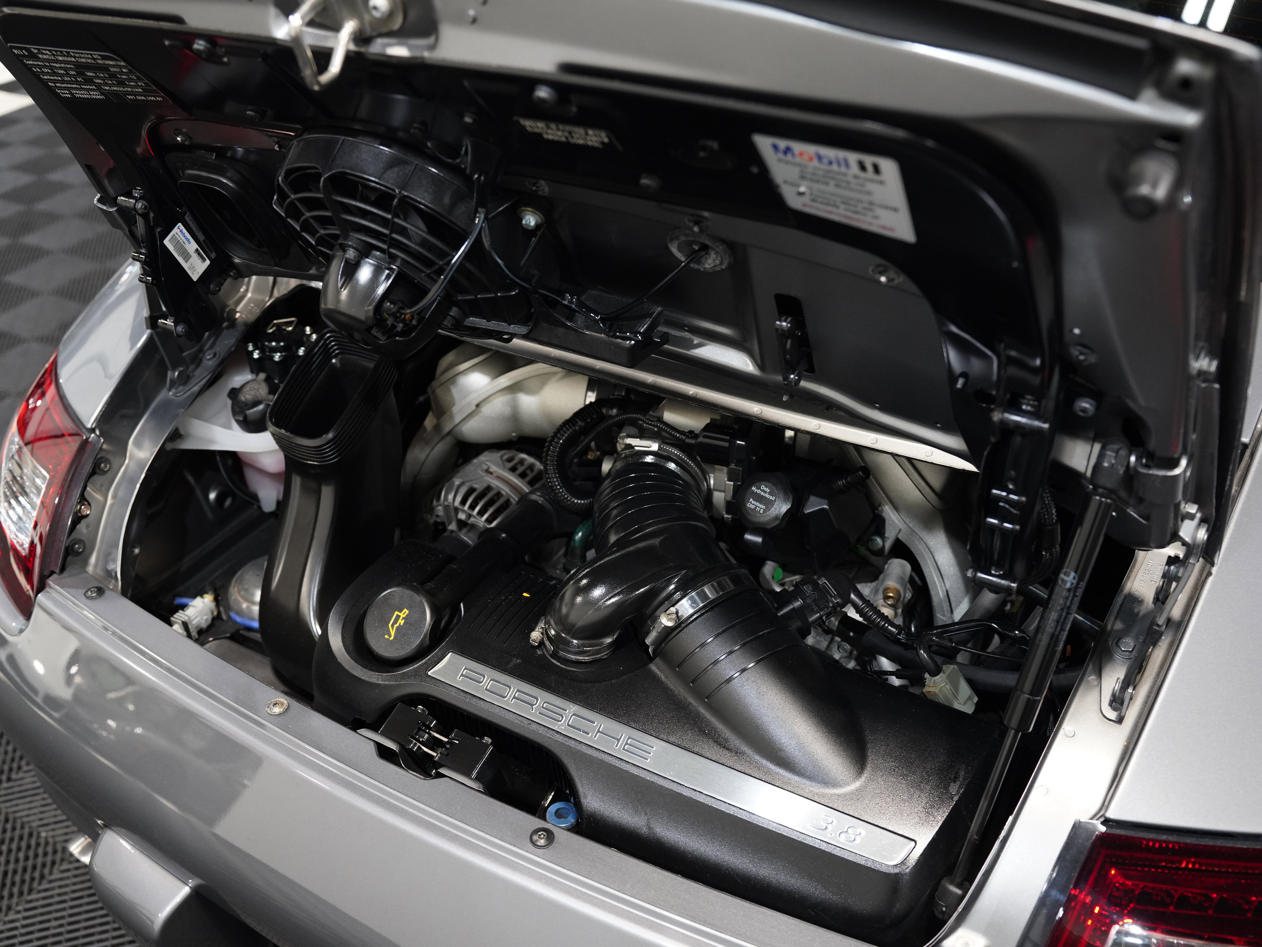 Used 2007 Porsche 911 Carrera S image 46