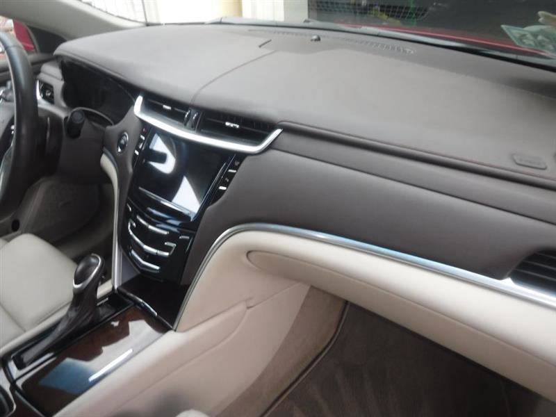 Used 2013 Cadillac XTS image 29