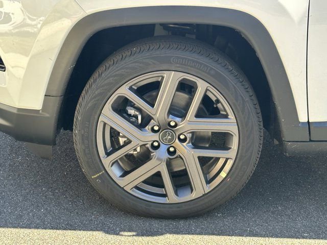 New 2026 Jeep Compass Limited w/ Sun, Sound & Navigation Group image 11