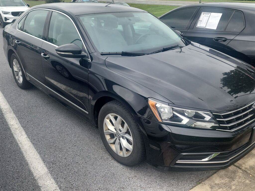 Used 2016 Volkswagen Passat 1.8T S FWD image 6
