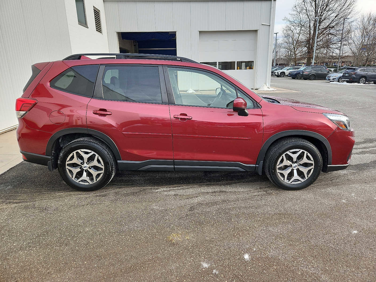 Used 2021 Subaru Forester Premium image 7