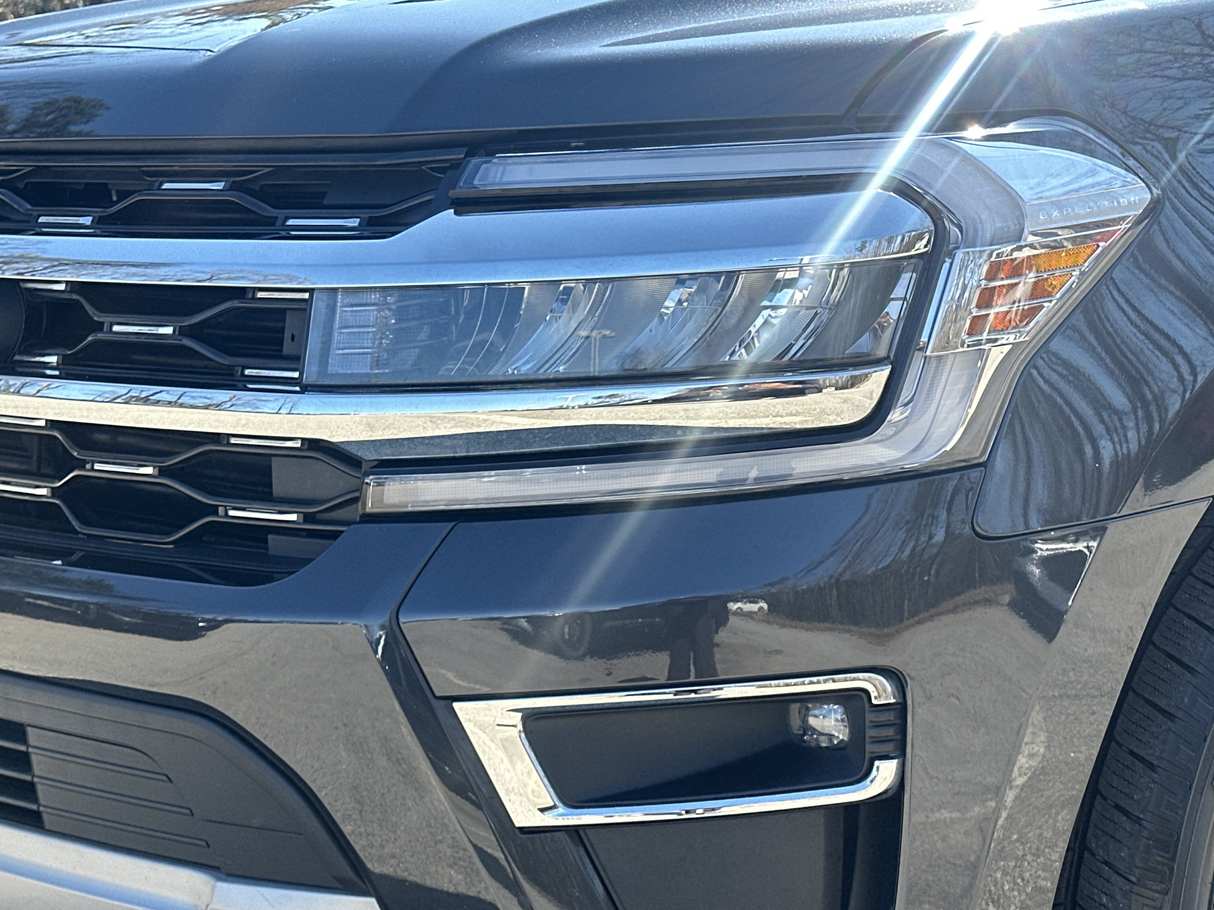 Used 2024 Ford Expedition Max Limited RWD image 46