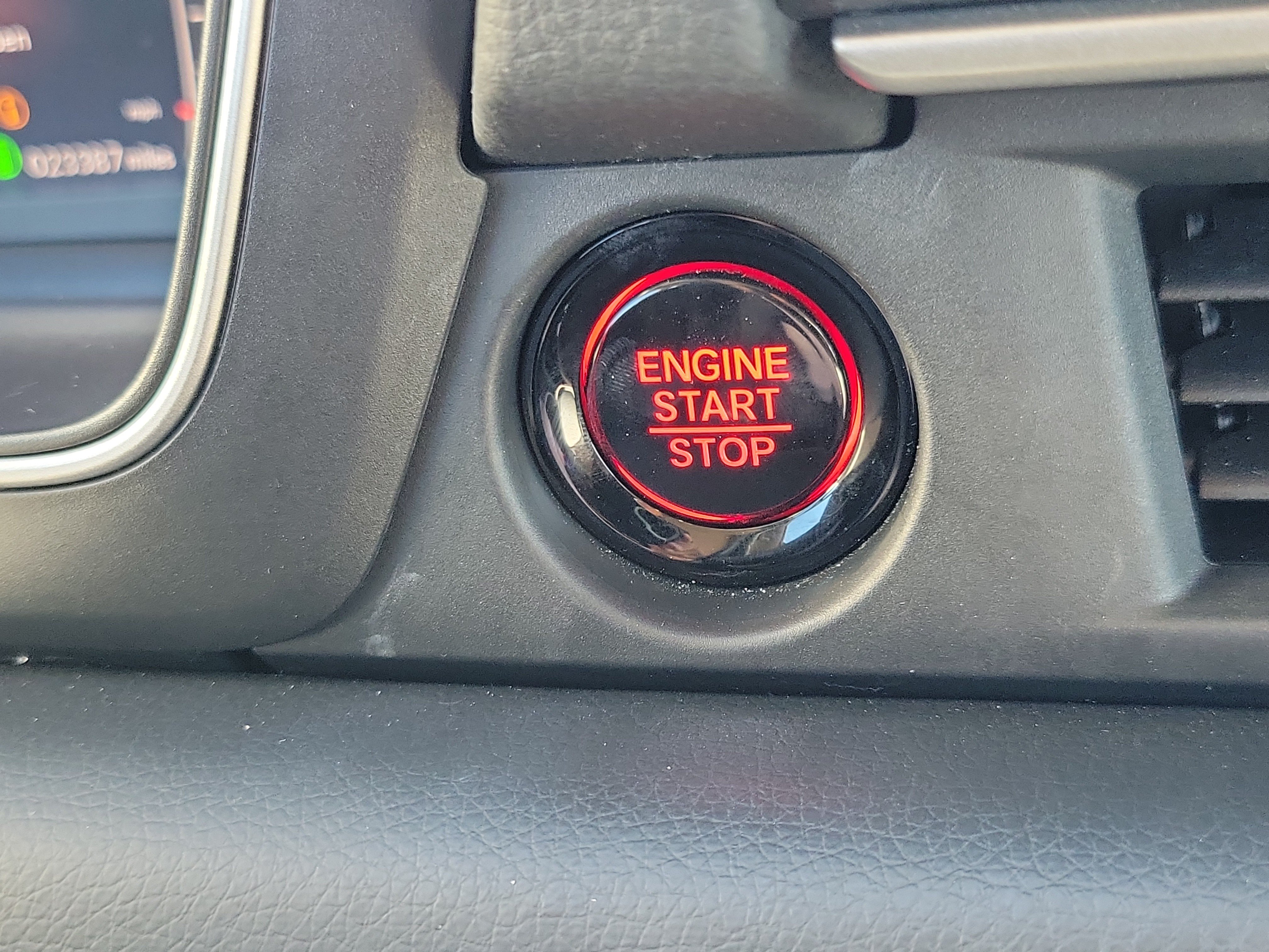 Certified 2025 Honda Pilot Elite image 26