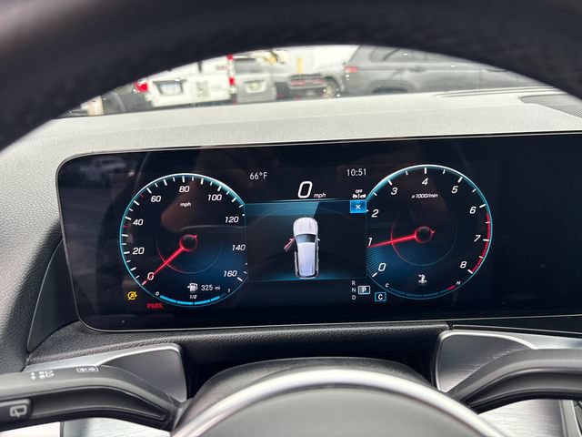 Used 2023 Mercedes-Benz GLB 250 4MATIC image 17