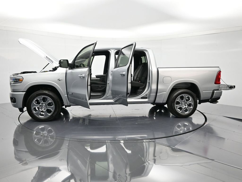 New 2026 RAM 1500 4x4 Crew Cab image 48