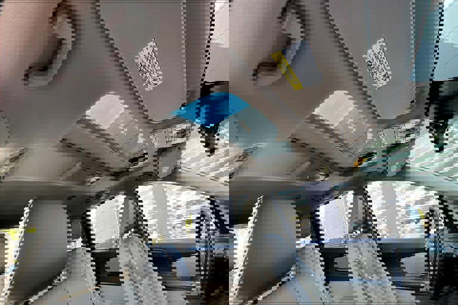 Used 2016 Honda Odyssey Touring image 13