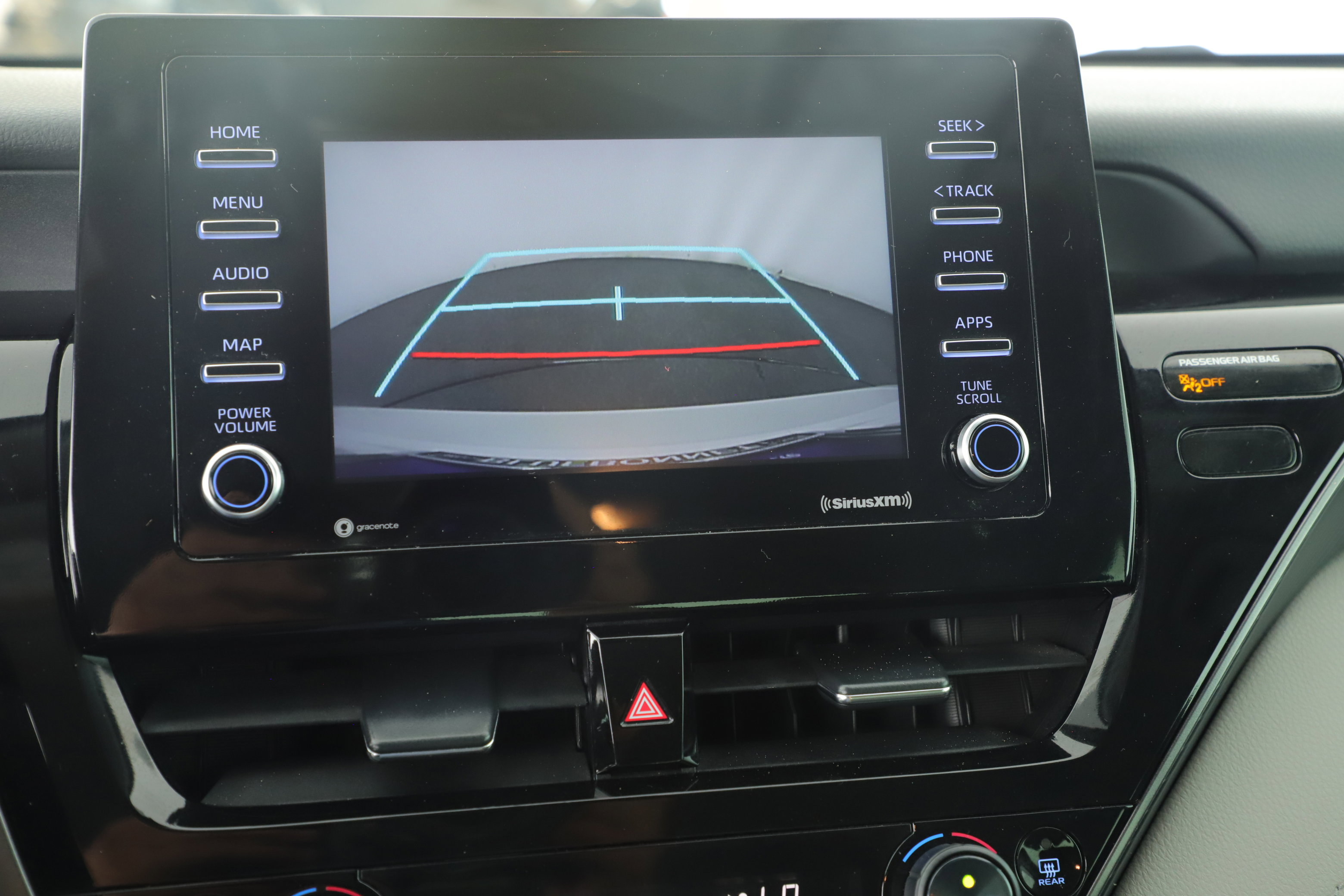 Used 2022 Toyota Camry LE FWD image 12