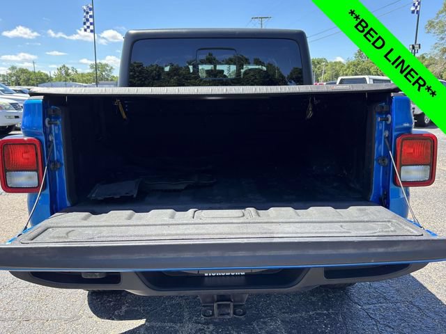 Used 2022 Jeep Gladiator Sport AWD/4WD image 3