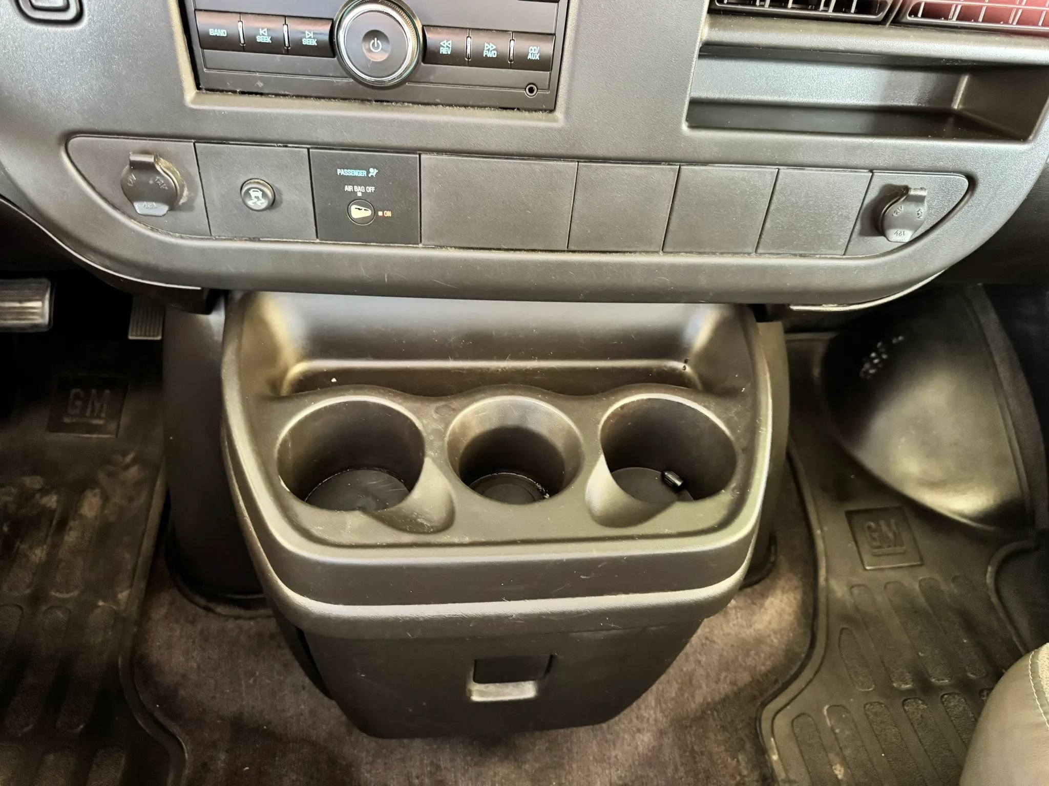 Used 2008 Chevrolet Express 3500 Extended Passenger w/ LT Preferred Equipment Group RWD image 14