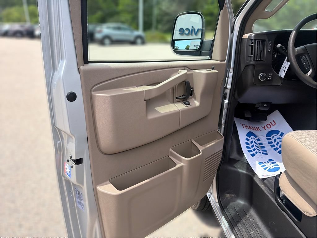 New 2026 Chevrolet Express 3500 w/ Driver Convenience Package RWD image 20