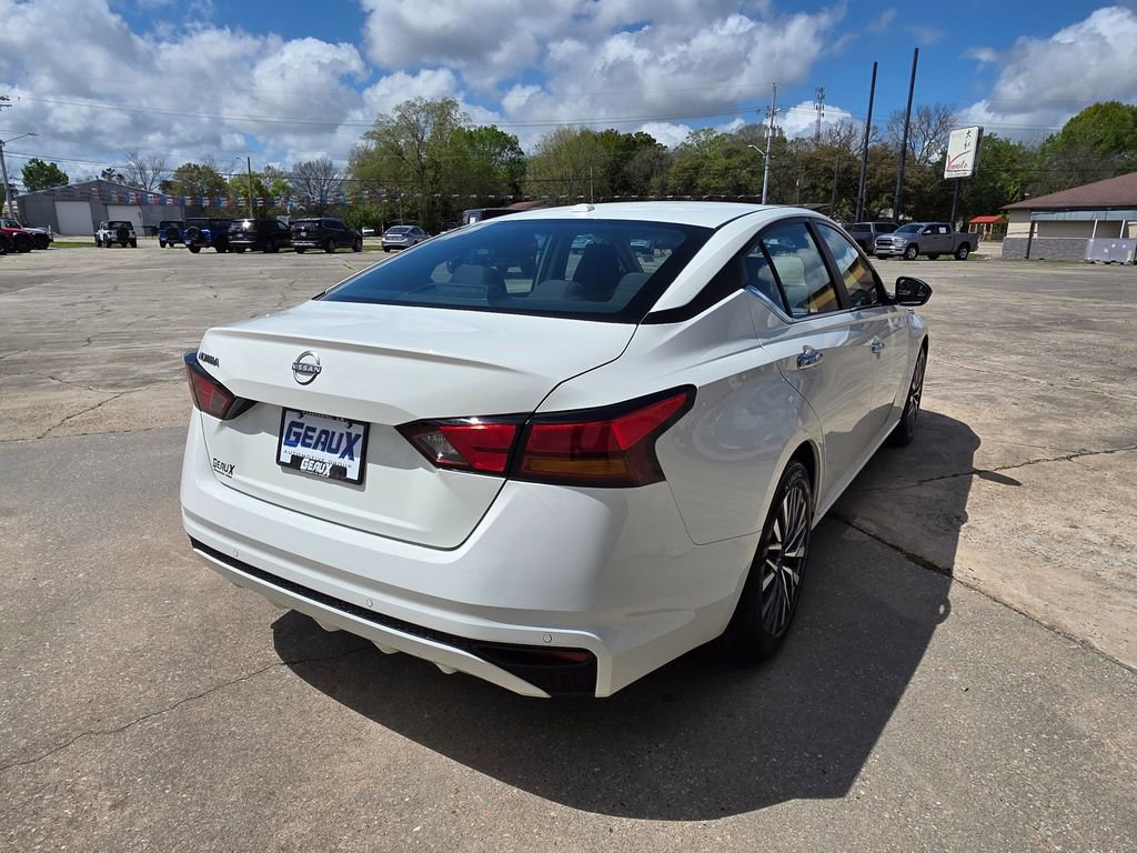 Used 2025 Nissan Altima 2.5 SV image 7