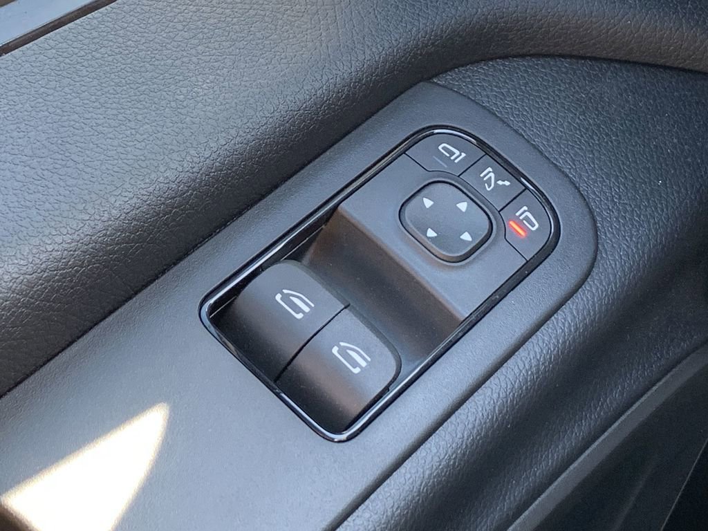 Used 2023 Mercedes-Benz Sprinter 2500 image 20