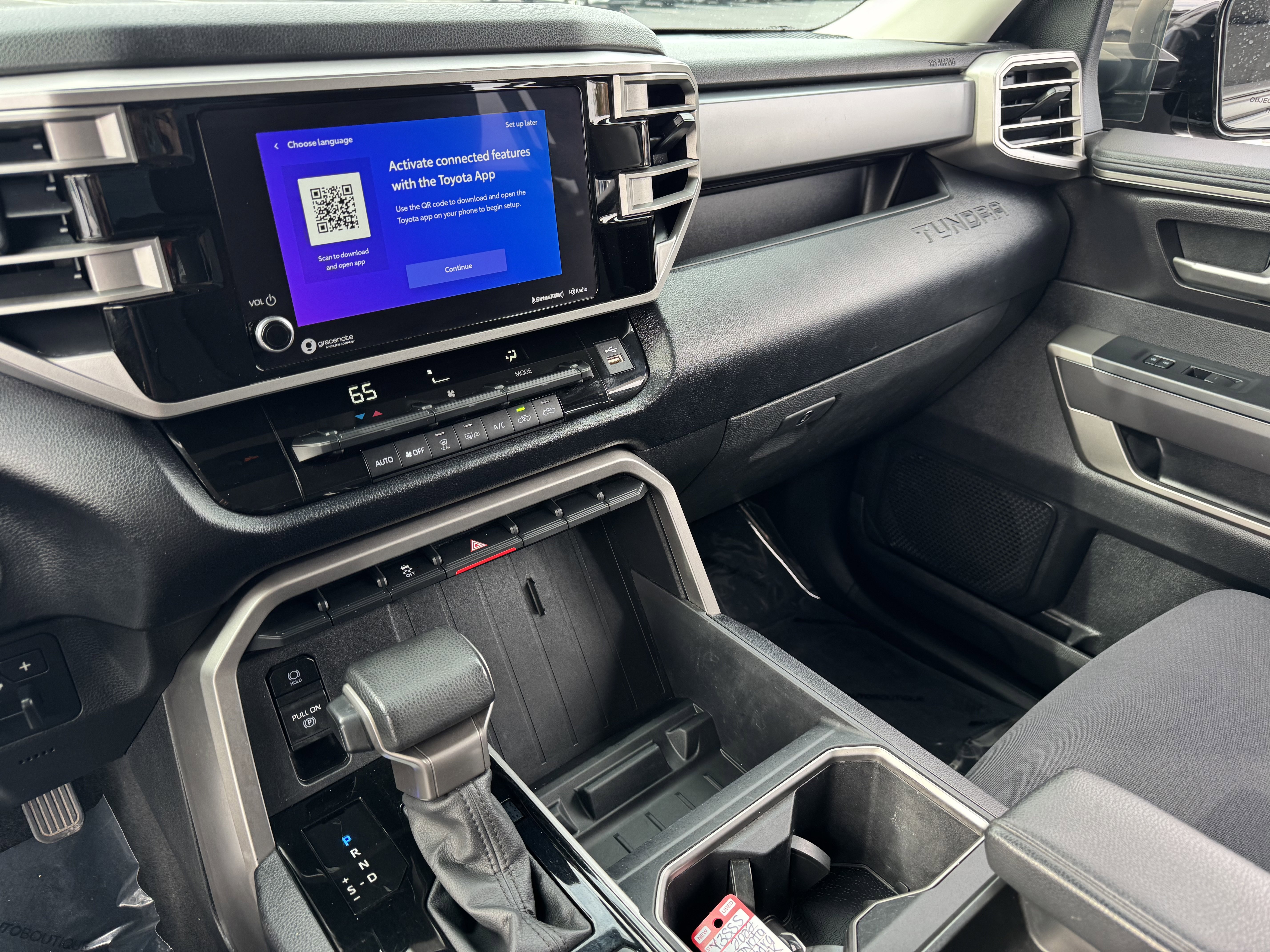 Used 2022 Toyota Tundra SR5 w/ SR5 Convenience Package image 21